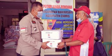 PMI Kabupaten Ciamis Memberikan Bantuan Logistik Paska Banjir Di Wilayah Banjarsari