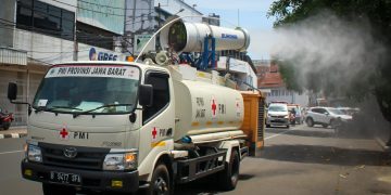 Kegiatan Penyemprotan Disinfektan PMI Provinisi Jawa Barat Dan PMI Kota Cirebon