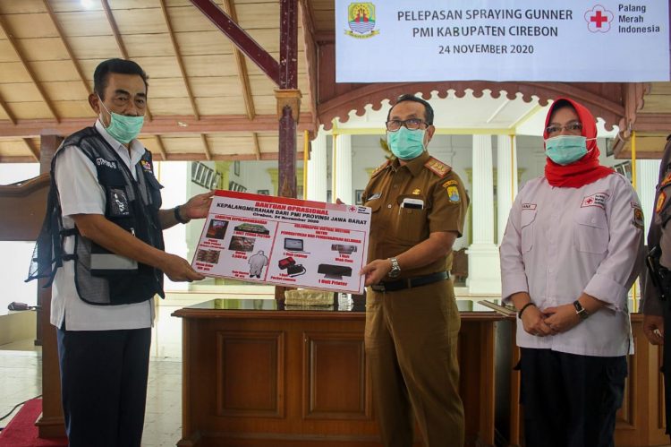 PMI Jawa Barat Memberikan Bantuan Oprasional Kepada PMI Kabupaten Cirebon